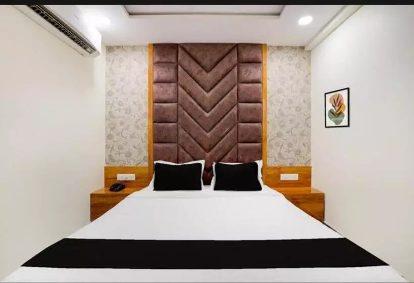 ホテル Sagun Inn Cg Road