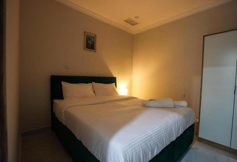 فندق Star Night Apartments