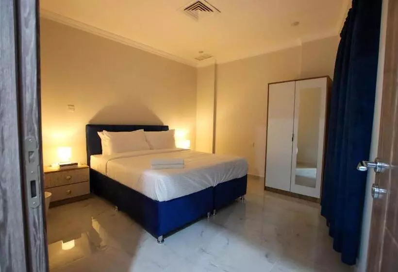 ホテル Star Night Apartments