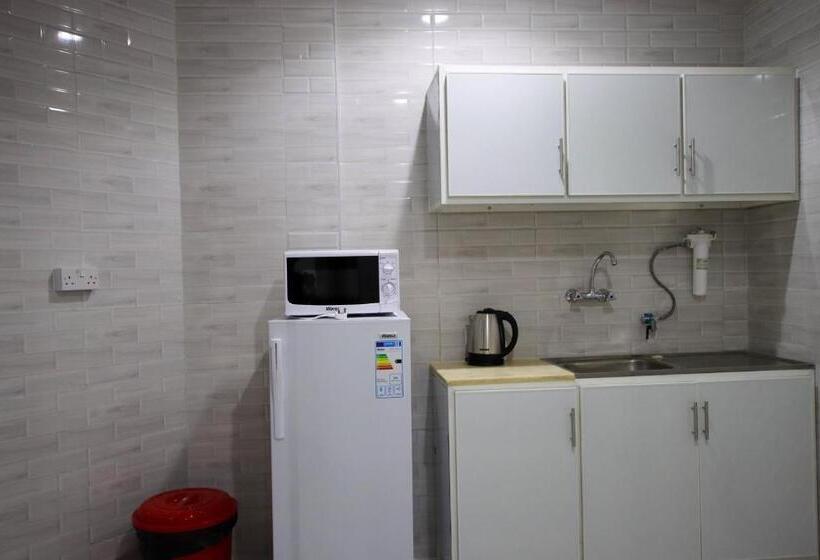 فندق Star Night Apartments