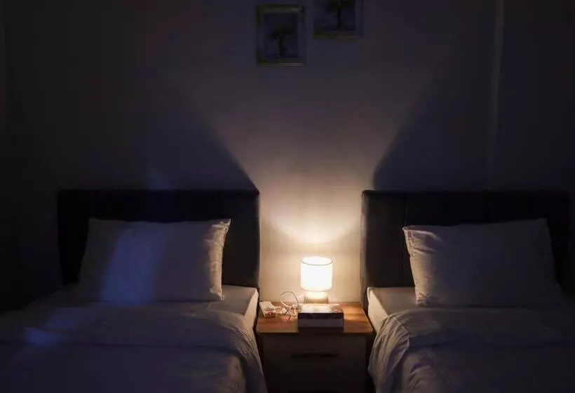 ホテル Star Night Apartments
