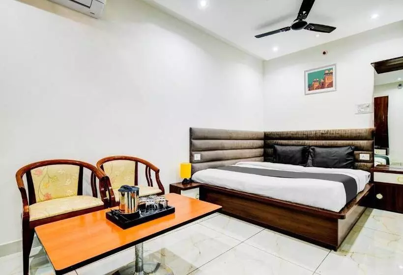 Super Hotel O Green Wood