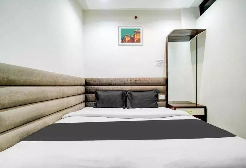 Super Hotel O Green Wood