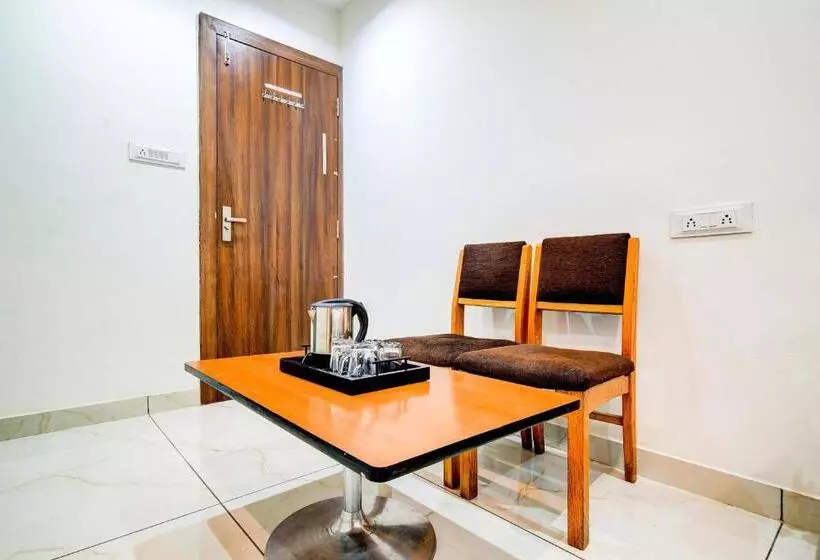 Super Hotel O Green Wood