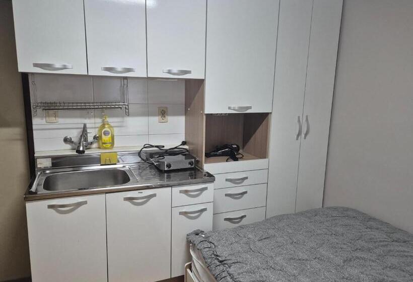 Pansiyon Petit House