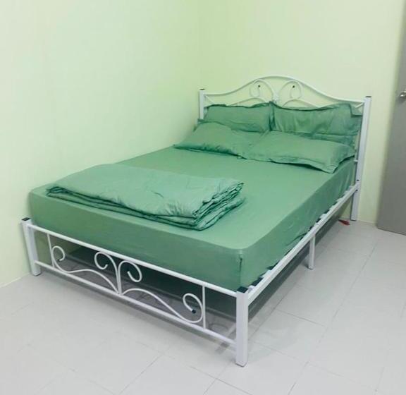 بنسيون Batang Kali Home Stay On The Hill