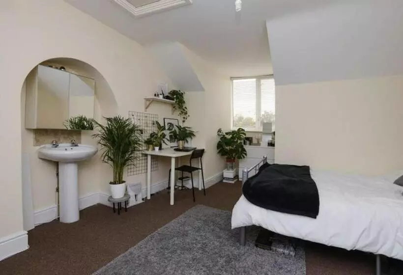 ペンション Kasu Lodge   Sneinton, Nottingham