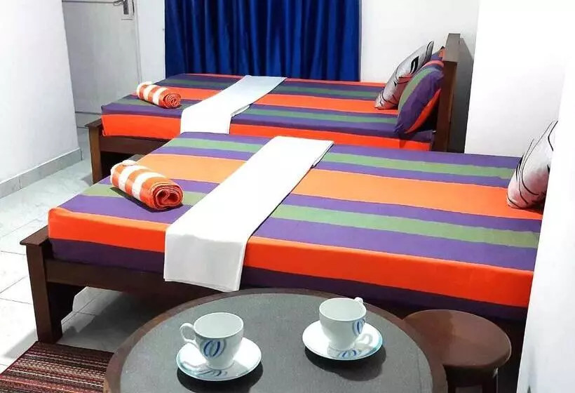 پانسیون Lilly Rooms