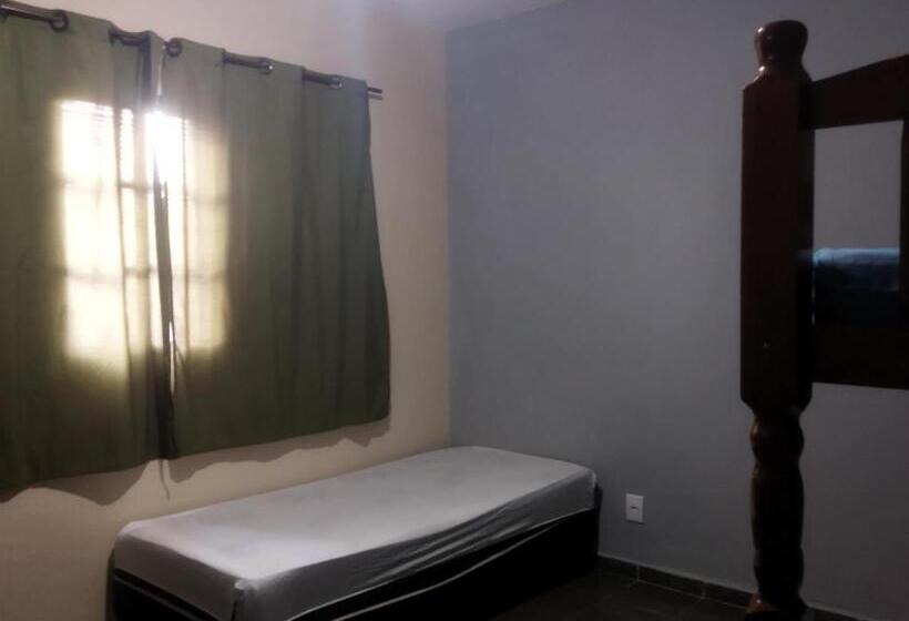 פנסיון Roster 4 Pessoas