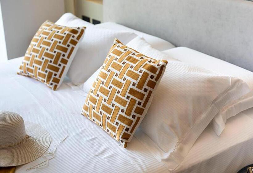 Vesuvius Palace Apart