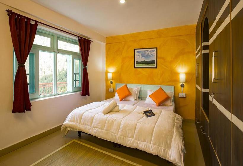 فندق صغير Zostel Dalhousie