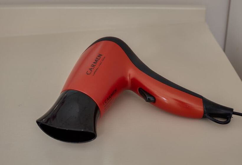 تختخواب و صبحانه 49oncherry