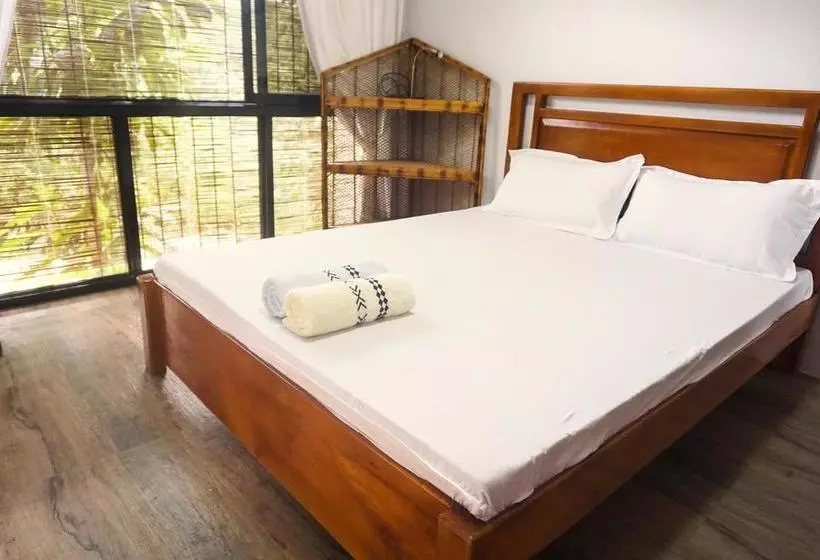 ベッドアンドブレックファースト B&r Hostel Nagtabon
