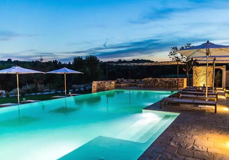 Hotelli Borgo Canonica