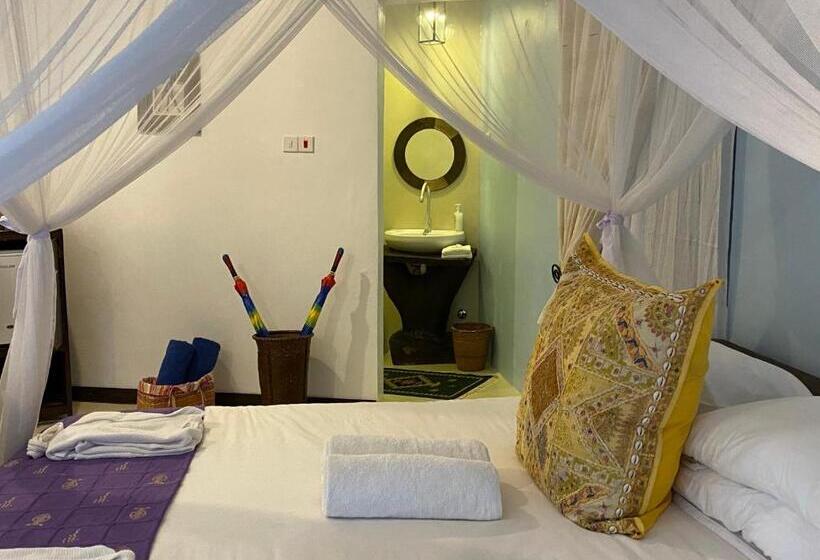 בית מלון כפרי Jafferji Beach Retreat