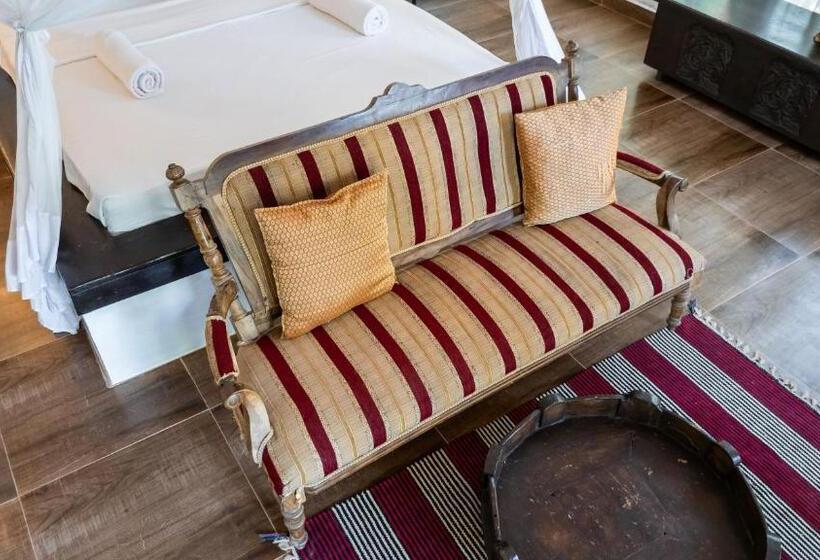 בית מלון כפרי Jafferji Beach Retreat