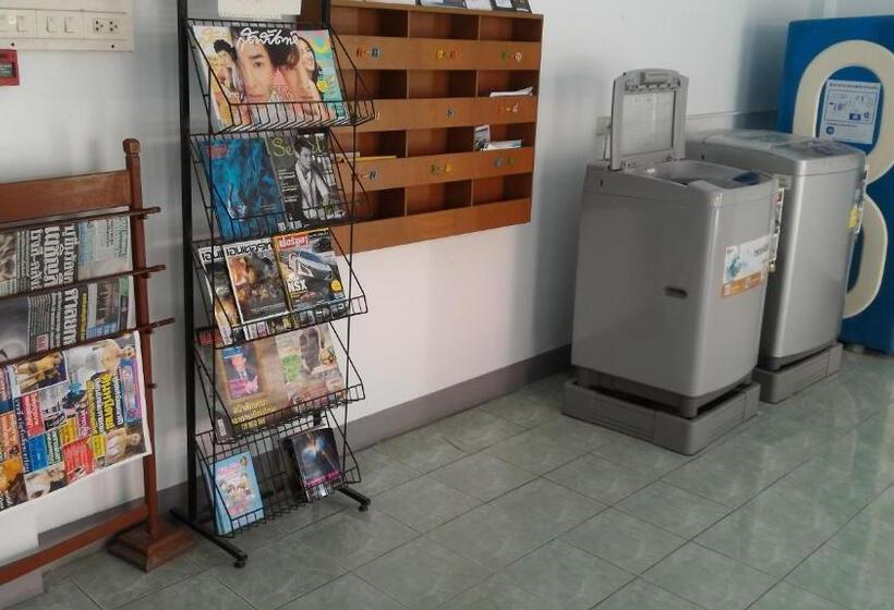 בית מלון כפרי Uj Apartment