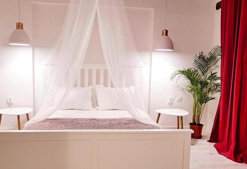 مُتل Argö Costinești