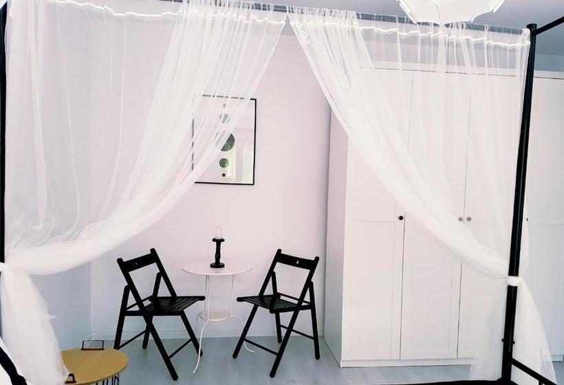 مُتل Argö Costinești