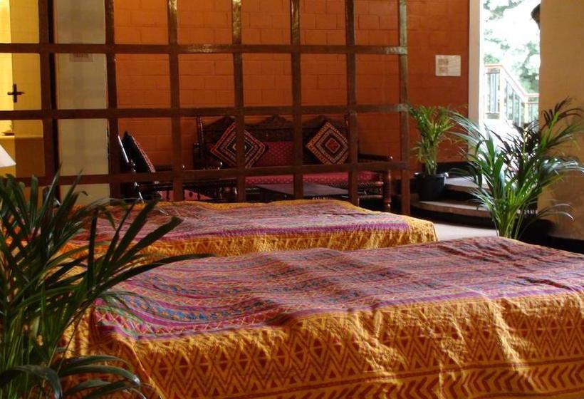 استراحتگاه The Village