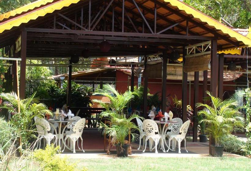 استراحتگاه The Village