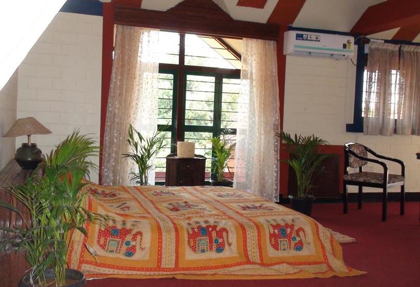 استراحتگاه The Village