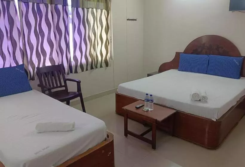 ユースホステル Sree Balaji Hotel   Lodge