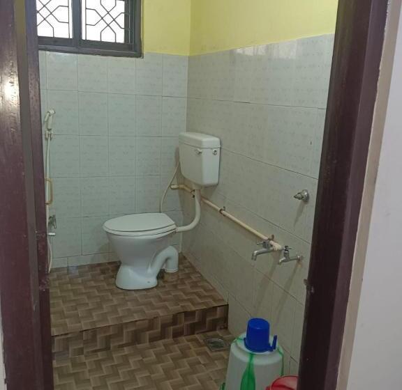 Albergue Sree Balaji Hotel   Lodge