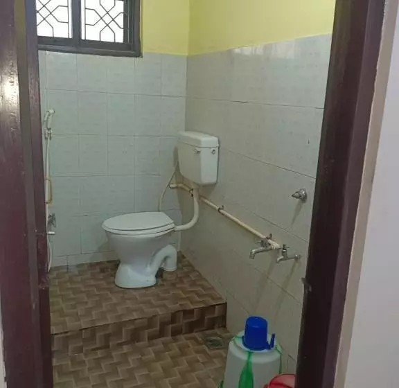 ユースホステル Sree Balaji Hotel   Lodge