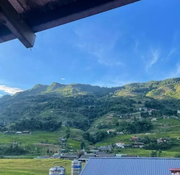 تختخواب و صبحانه Lanh Lao Chai Sapa
