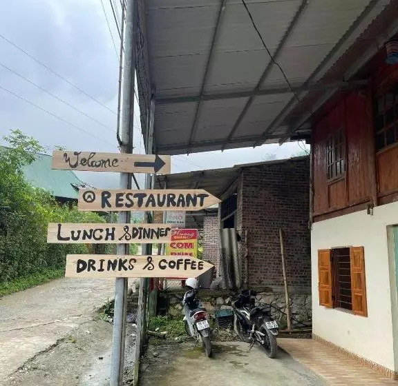 تختخواب و صبحانه Lanh Lao Chai Sapa