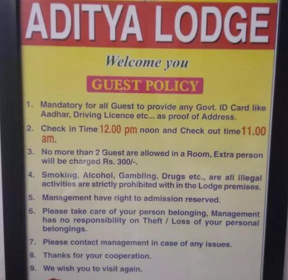 Hotelli Aditya Lodge