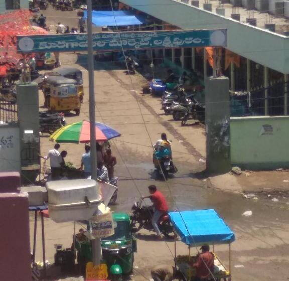 בית מלון כפרי Aditya Lodge