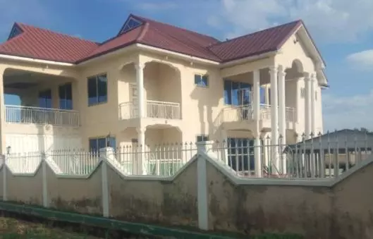 Hotelli Decent Guest House