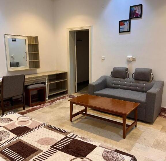 هتل Farm House No 25