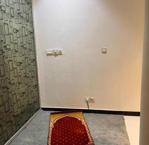 هتل Farm House No 25