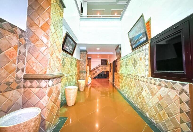 酒店 Grand Bandara