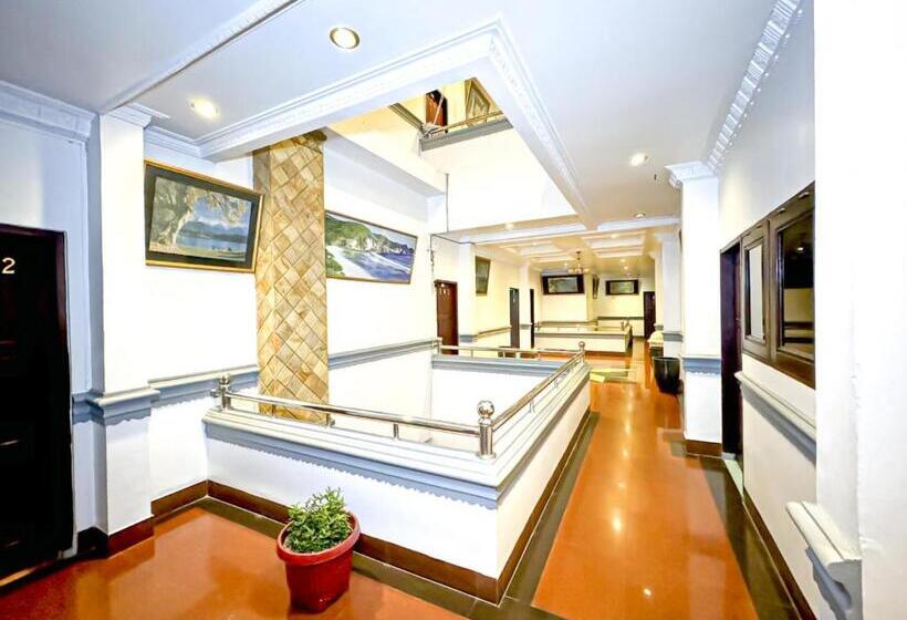 酒店 Grand Bandara