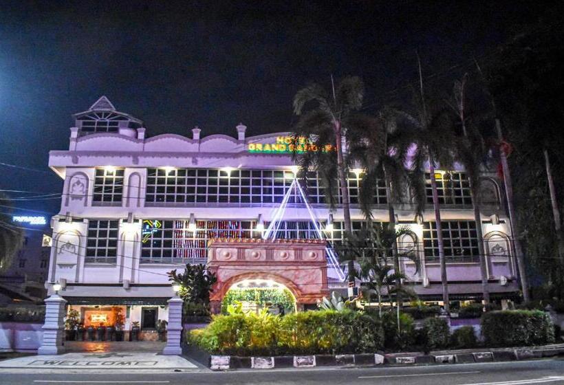 酒店 Grand Bandara