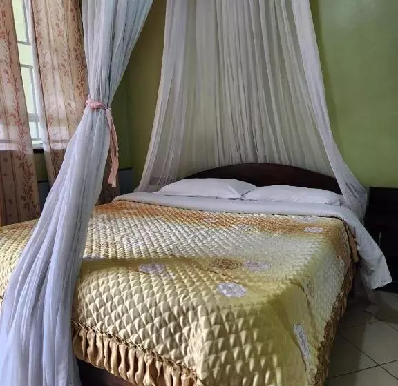هتل Kenlands Relaxinn