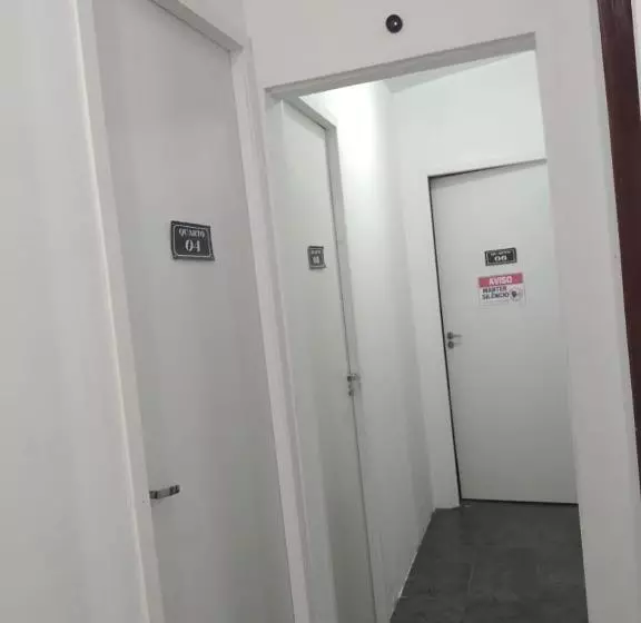 ホテル Quarto Para 1 Pessoa Com Ventilador