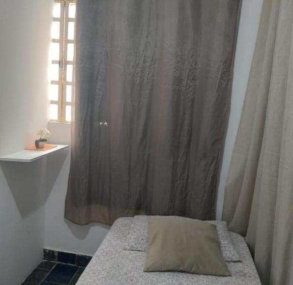 Hotel Quarto Para 1 Pessoa Com Ventilador