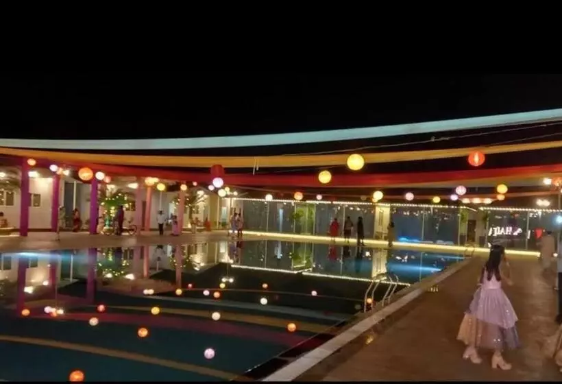 Hotelli Vss Lawns & Resorts Llp