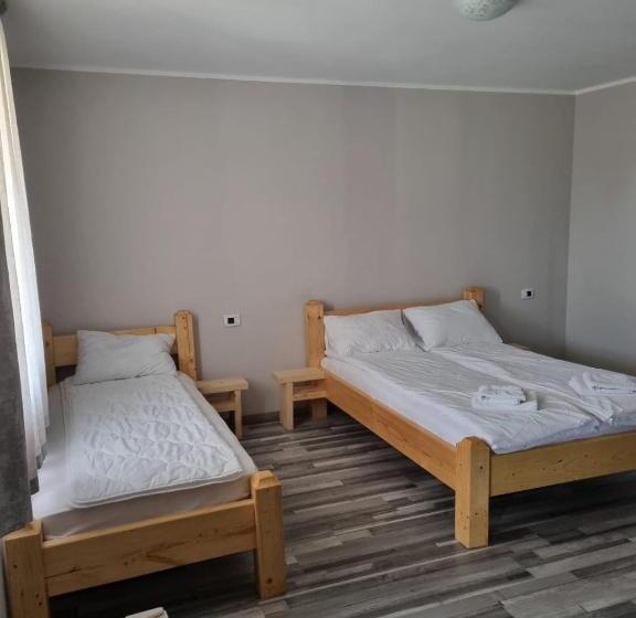 پانسیون Cabanele Tisa