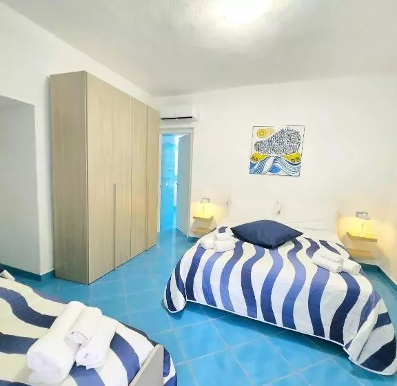 ペンション Chiaia Di Rose Rooms & Apartment