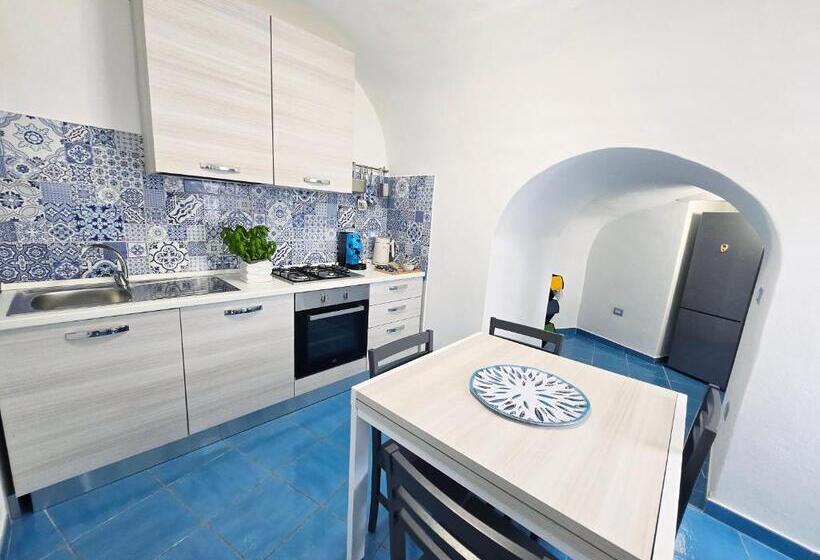 Пансион Chiaia Di Rose Rooms & Apartment