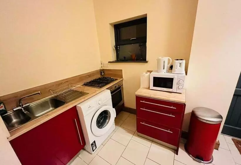 پانسیون Dormitorio Grande D08