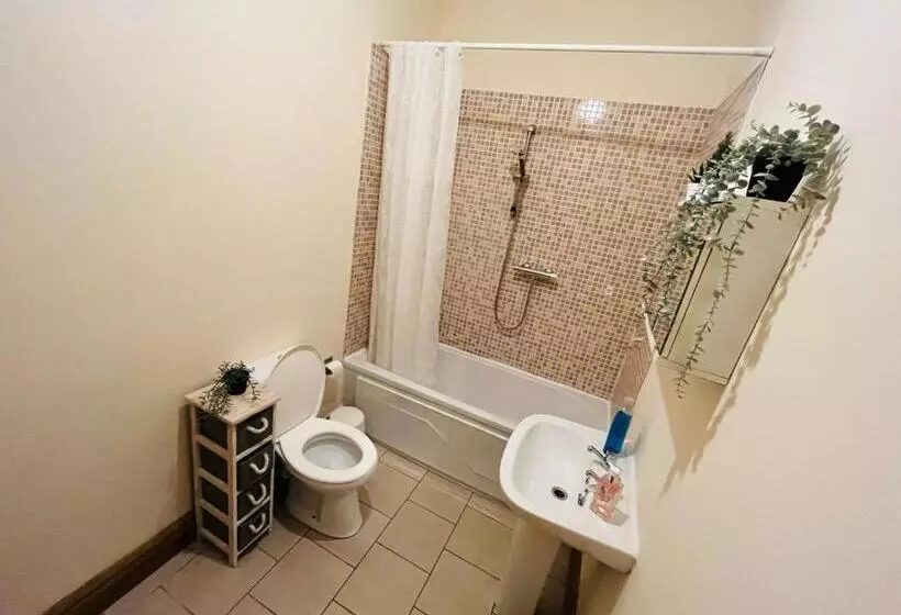 پانسیون Dormitorio Grande D08