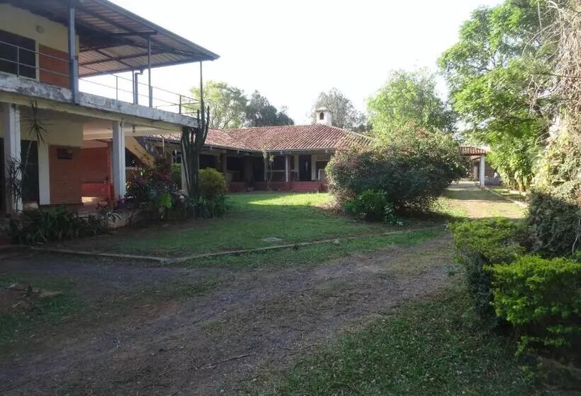 پانسیون Green Paradise San Rafael
