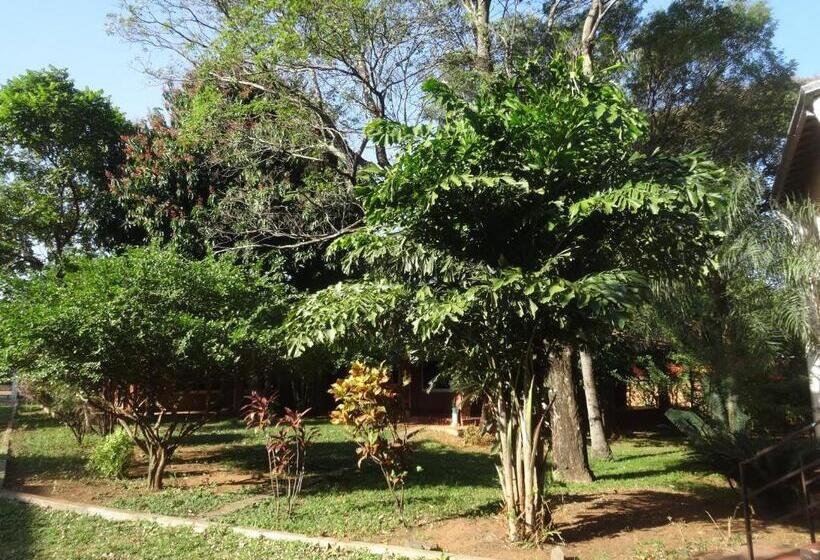 پانسیون Green Paradise San Rafael